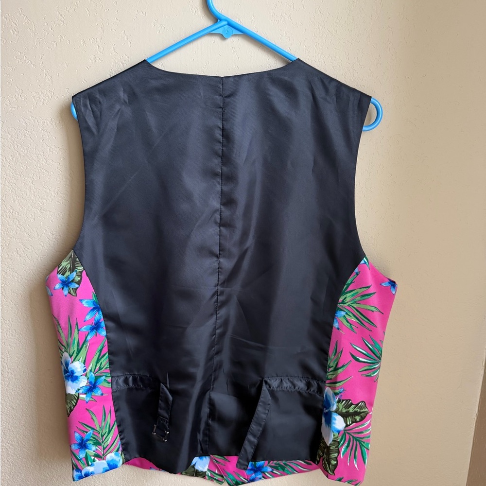 Floral Pink Waistcoat Vest with Blue and Green Accents - Picture 2 of 3